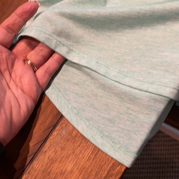 Brisas cap-sleeved Yoga top - Picture 5 of 5